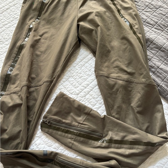 Stella McCartney women’s Olive Green Pants leggings worn once size small - Picture 1 of 9